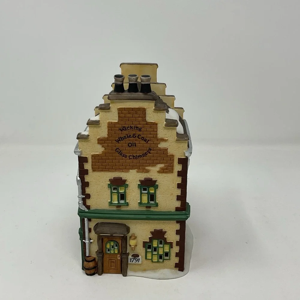 Dept 56 Faversham Lamps & Oil Heritage Village Collection Christmas‎ 58327